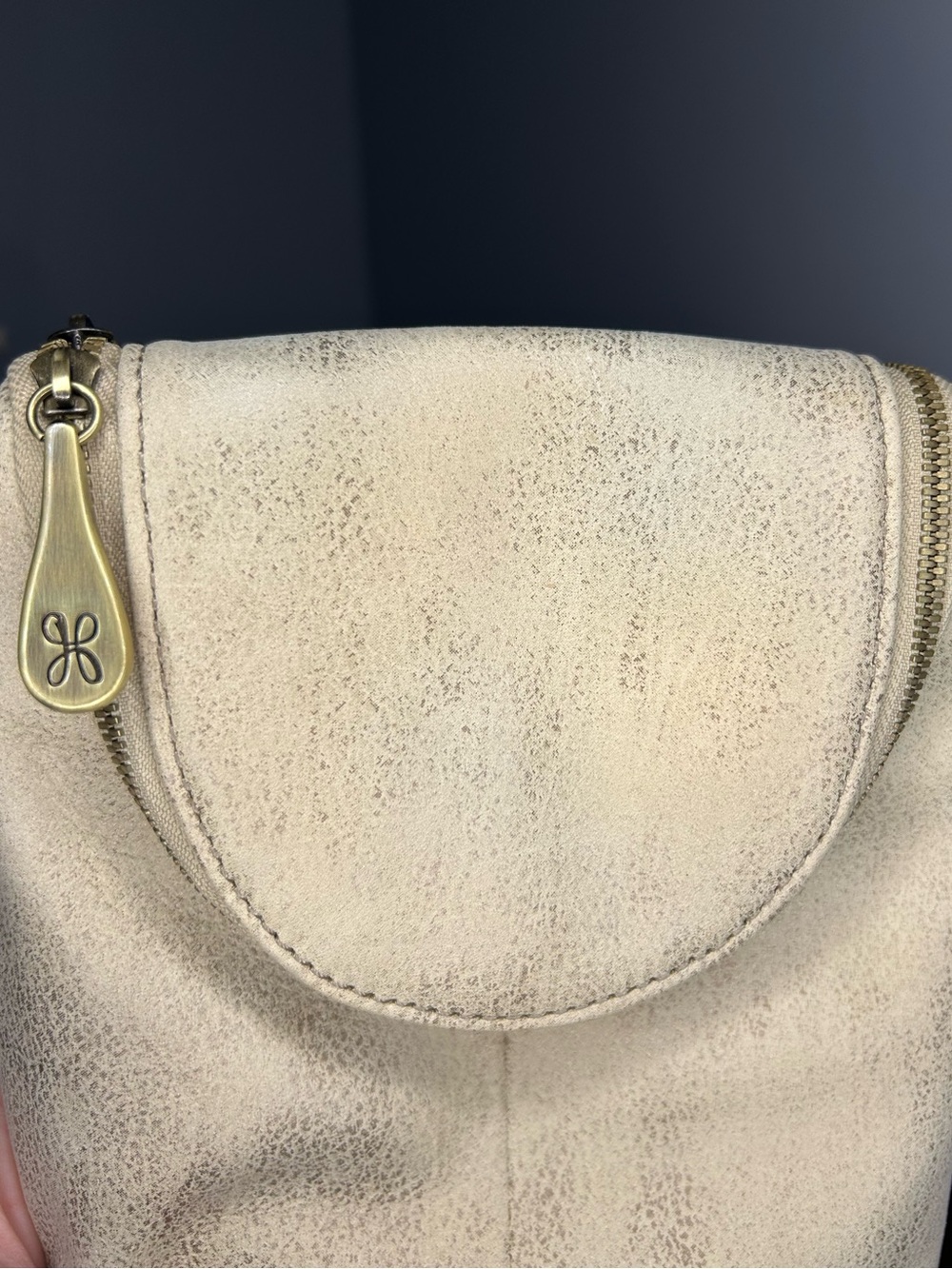 HOBO Fern Distressed Gold Leather Zip Flap Crossbody Bag - Picture 6 of 10